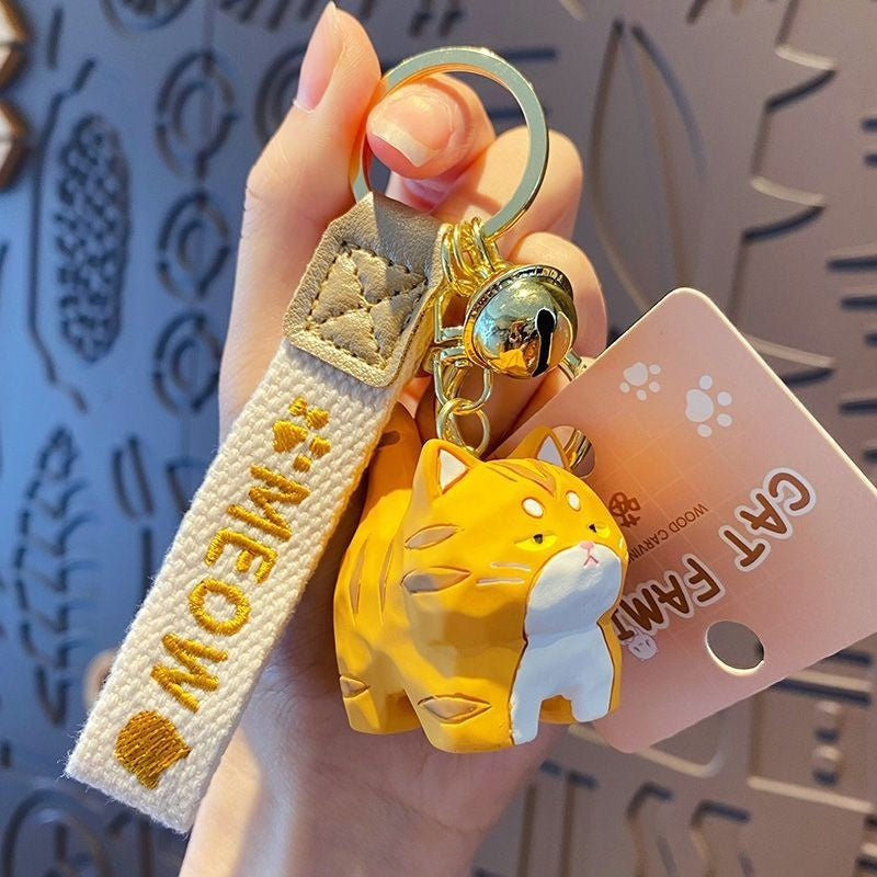 Cute Creative Resin Wood Carving Cat Standing Keychain