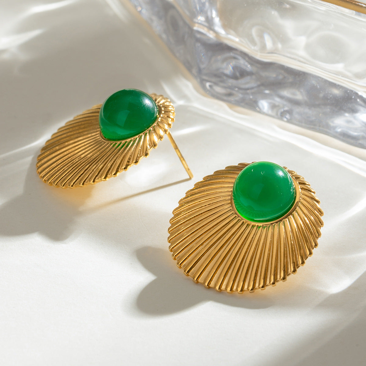 Stainless Steel Green Agate Threaded Round Earrings