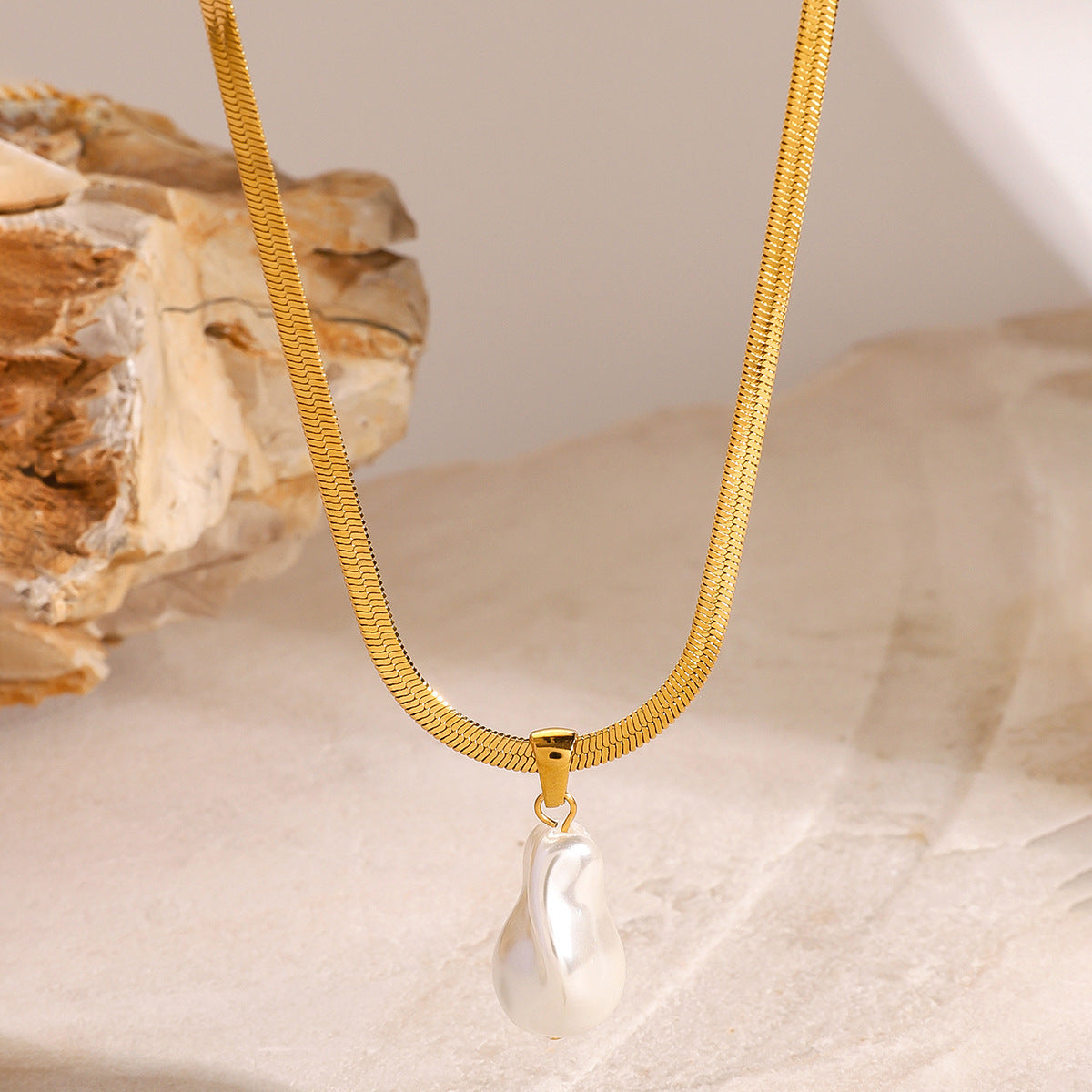 Stainless Steel 18k Gold Irregular Pearl Necklace
