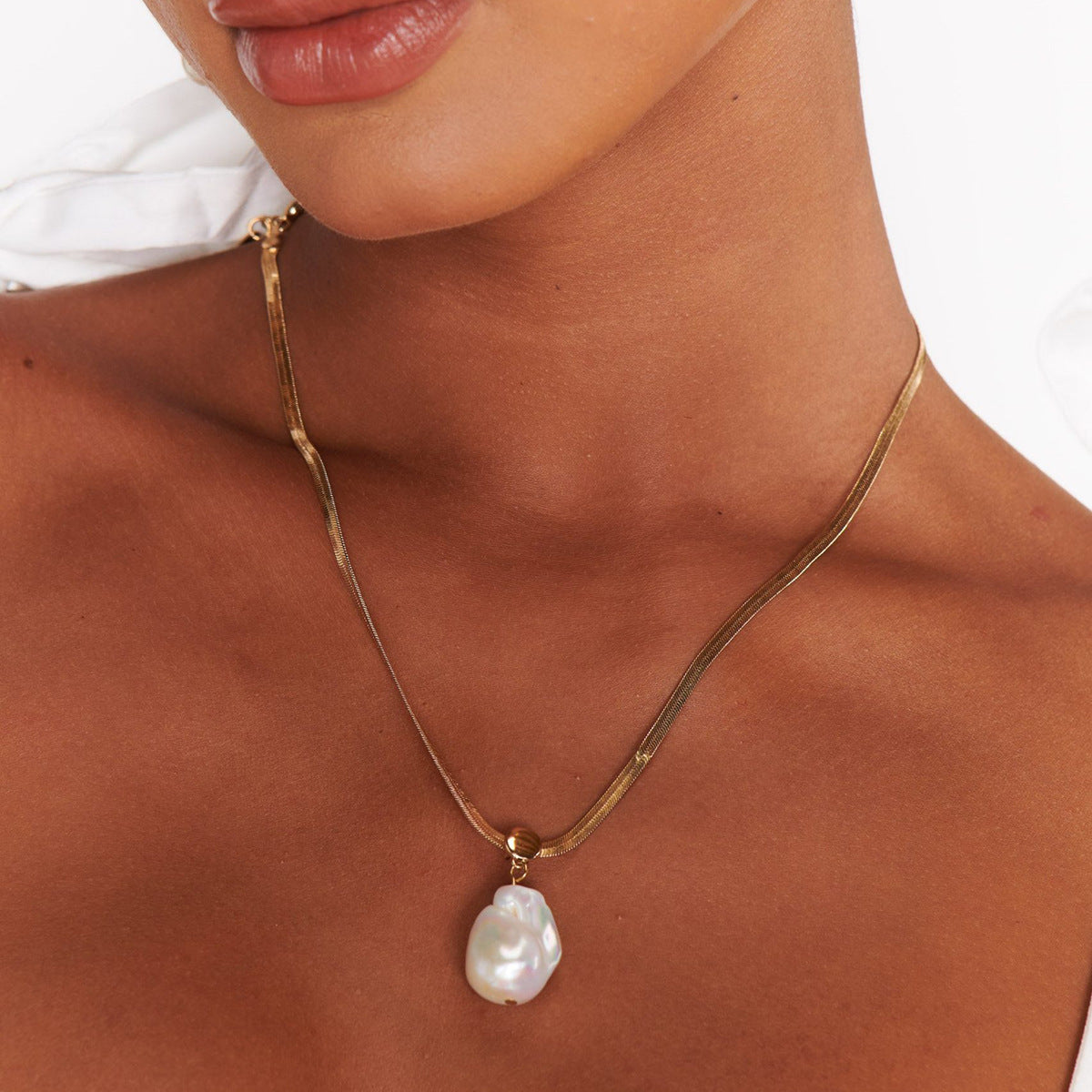 Stainless Steel 18k Gold Irregular Pearl Necklace