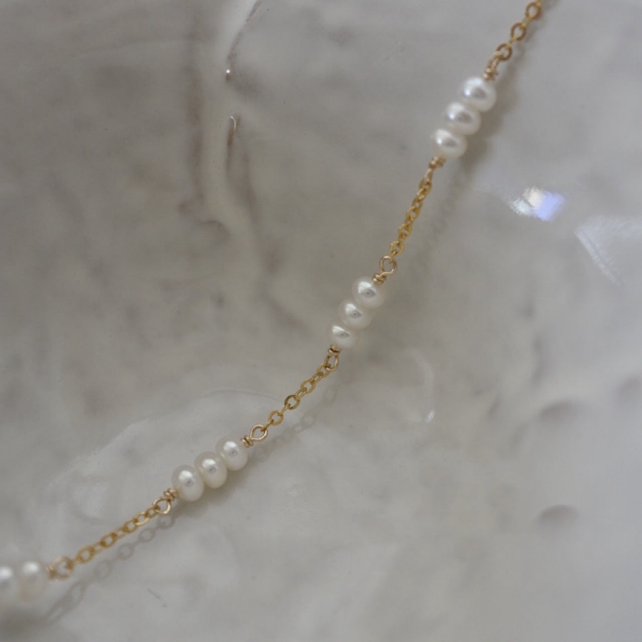 Aurora Natural Freshwater Pearl Silver Plated 18 Gold Bracelet