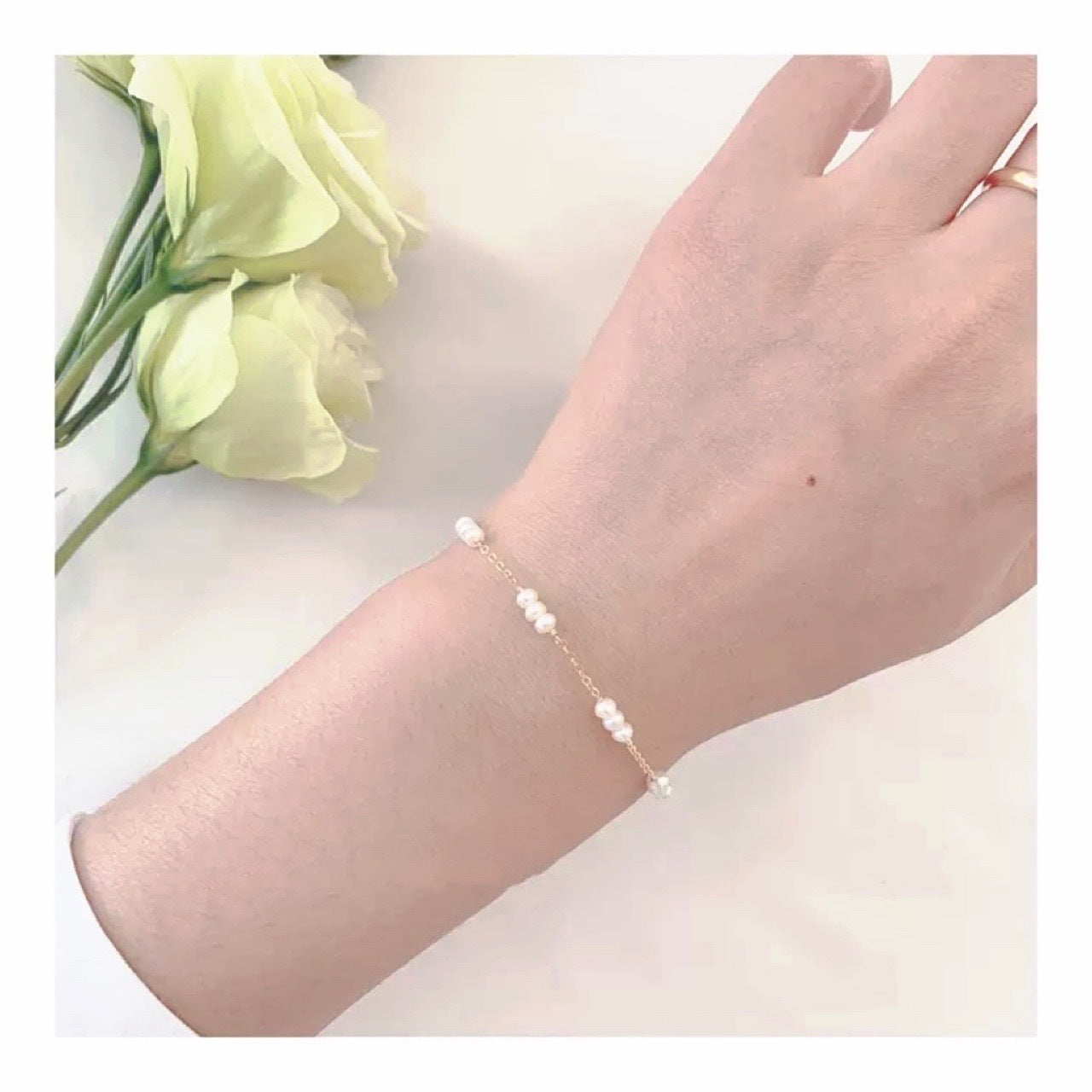 Aurora Natural Freshwater Pearl Silver Plated 18 Gold Bracelet