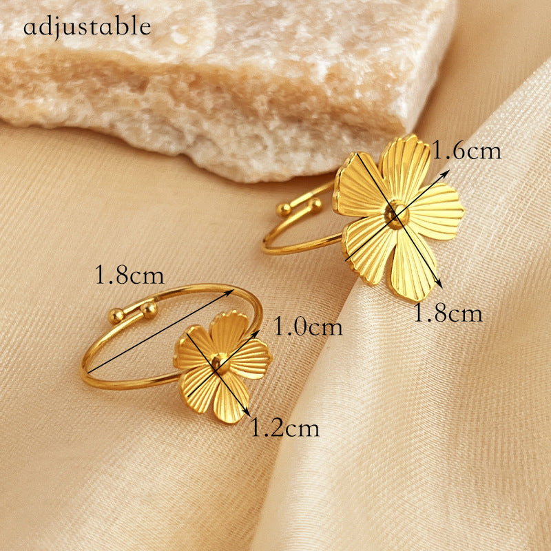 Vintage Stainless Steel Ring 18K Gold-plated Flowers